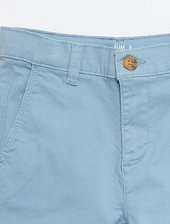 Pantalón chino slim