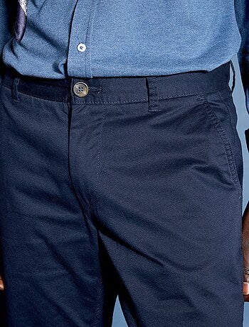 Pantalón chino slim