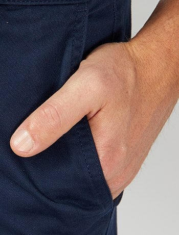 Pantalón chino slim