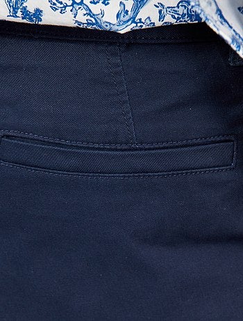 Pantalón chino slim
