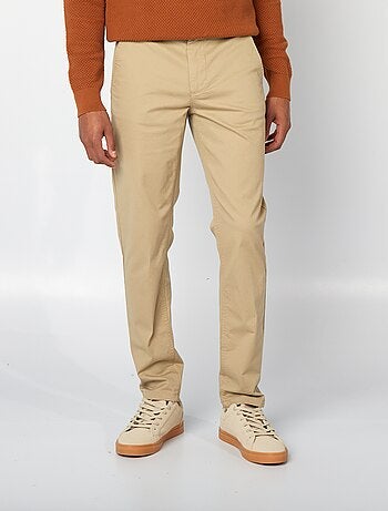 Pantalón chino slim