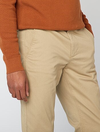 Pantalón chino slim