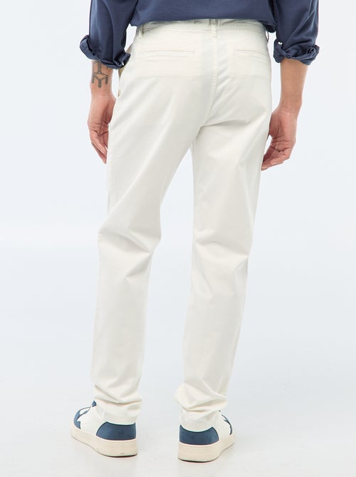 Pantalón chino slim - Kiabi Pantalón chino slim - Kiabi