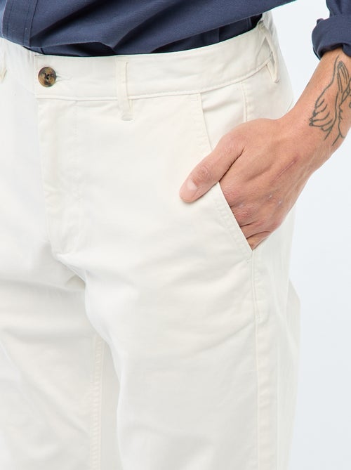 Pantalón chino slim - Kiabi Pantalón chino slim - Kiabi