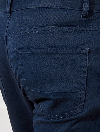 Pantalón chino slim con 5 bolsillos - L32