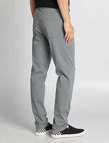 Pantalón chino slim con 5 bolsillos - L32