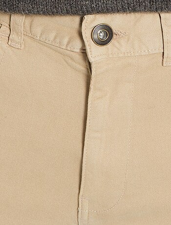 Pantalón chino slim con 5 bolsillos - L32