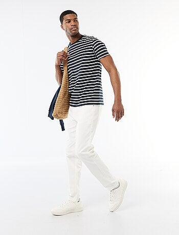 Pantalón chino slim con 5 bolsillos - L32