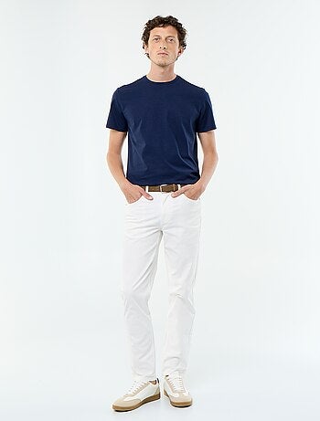 Pantalón chino slim con 5 bolsillos - L32