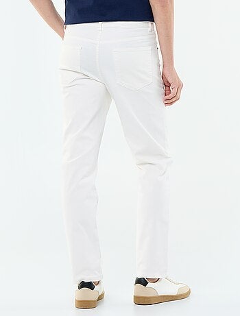 Pantalón chino slim con 5 bolsillos - L32