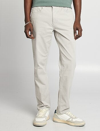 Pantalón chino slim con 5 bolsillos - L32