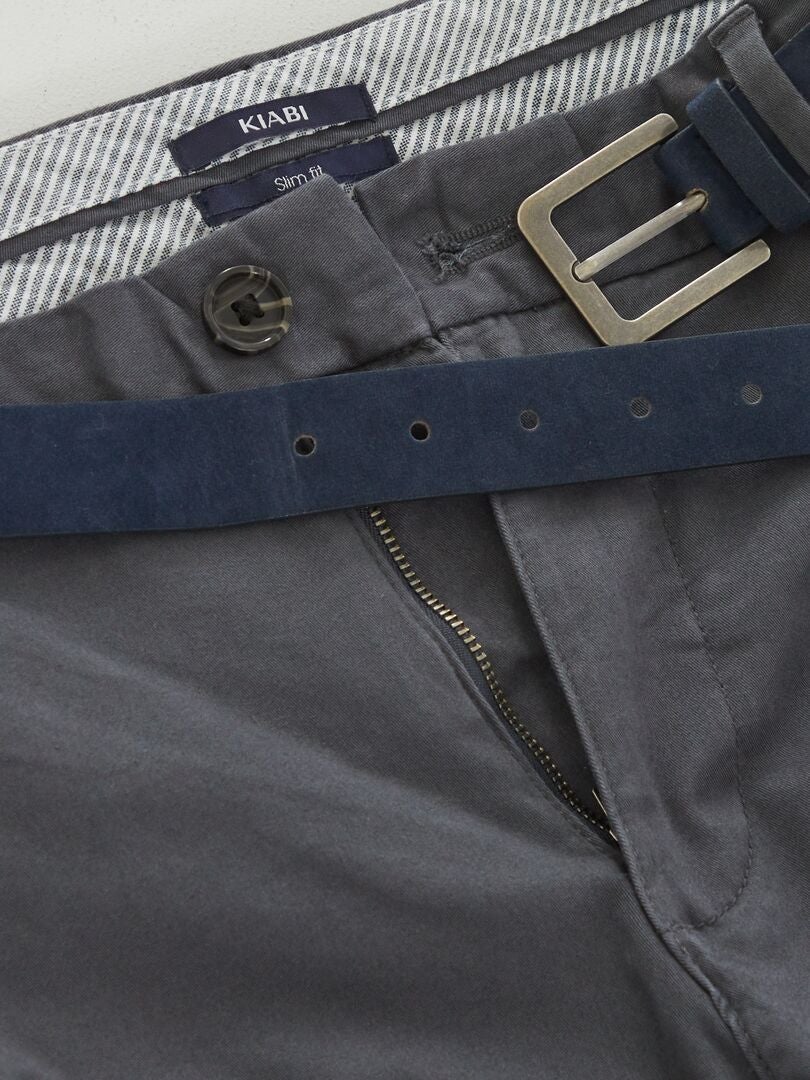 Pantalón chino slim con cinturón - L32 gris oscuro - Kiabi