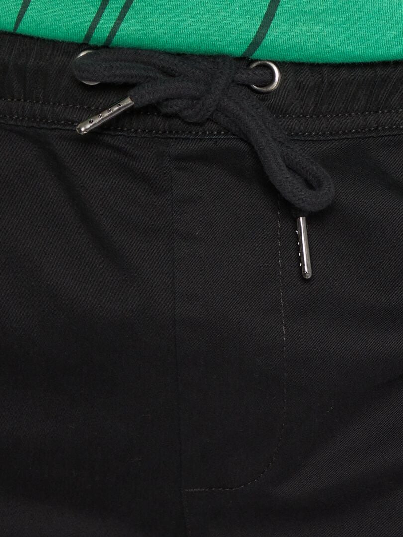Pantalón chino slim corte jogger Negro - Kiabi