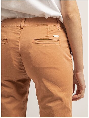 Pantalón chino slim EILYN