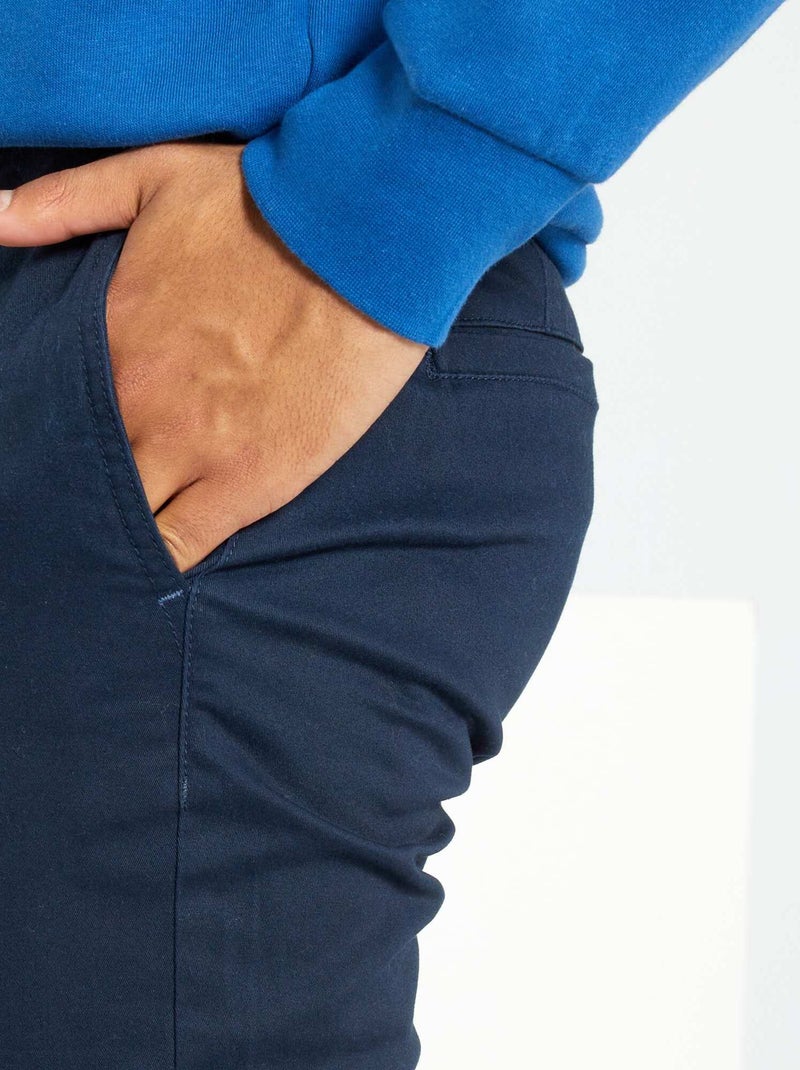 Pantalón chino slim L30 azul - Kiabi