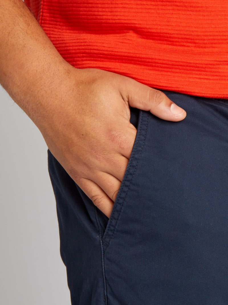 Pantalón chino slim L30 azul - Kiabi