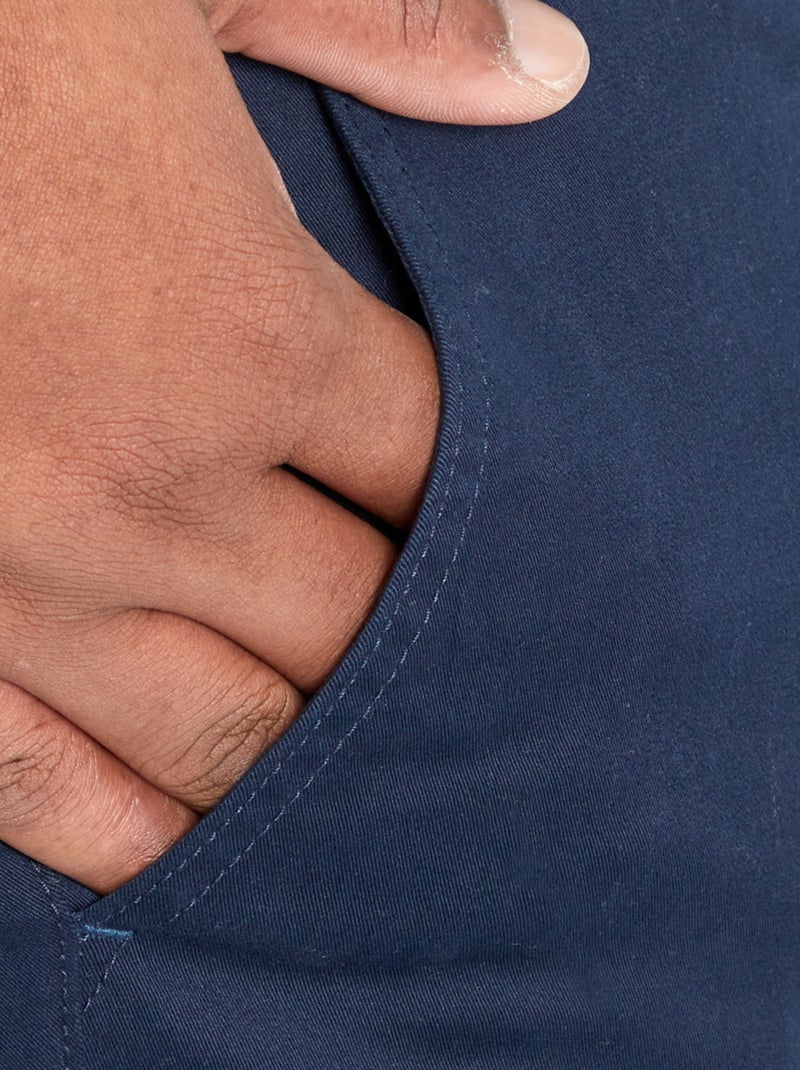 Pantalón chino slim L34 azul - Kiabi