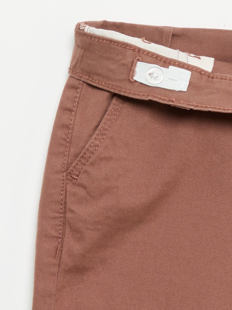 Pantalón chino slim Marron - Kiabi