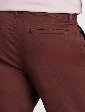 Pantalón chino slim