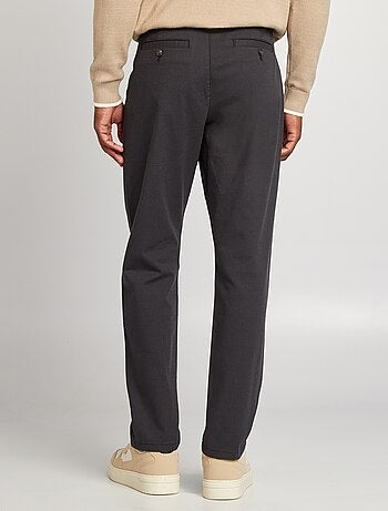 Pantalón chino slim