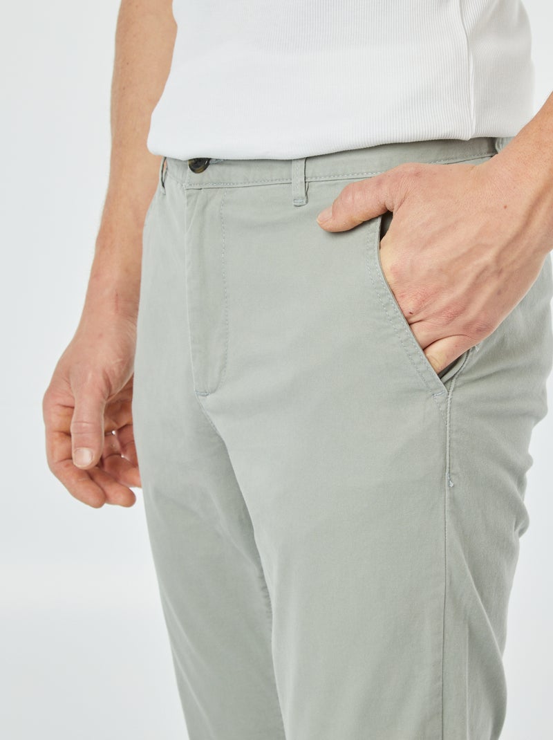 Pantalón chino slim VERDE - Kiabi