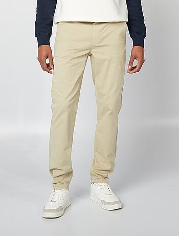 Pantalón chino slim