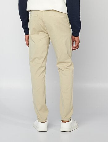 Pantalón chino slim