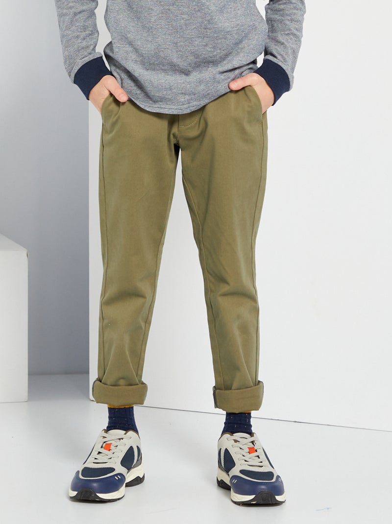Pantalón chino verde liquen - Kiabi