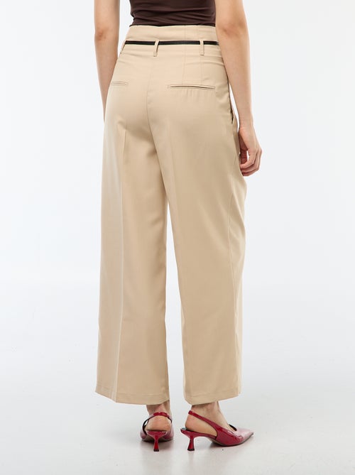 Pantalón city de corte ancho con cinturón fino - Kiabi