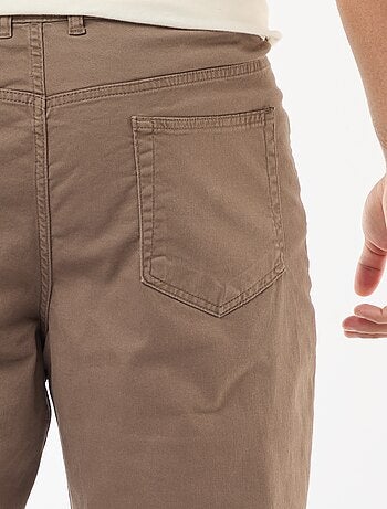 Pantalón con 5 bolsillos fitted L34