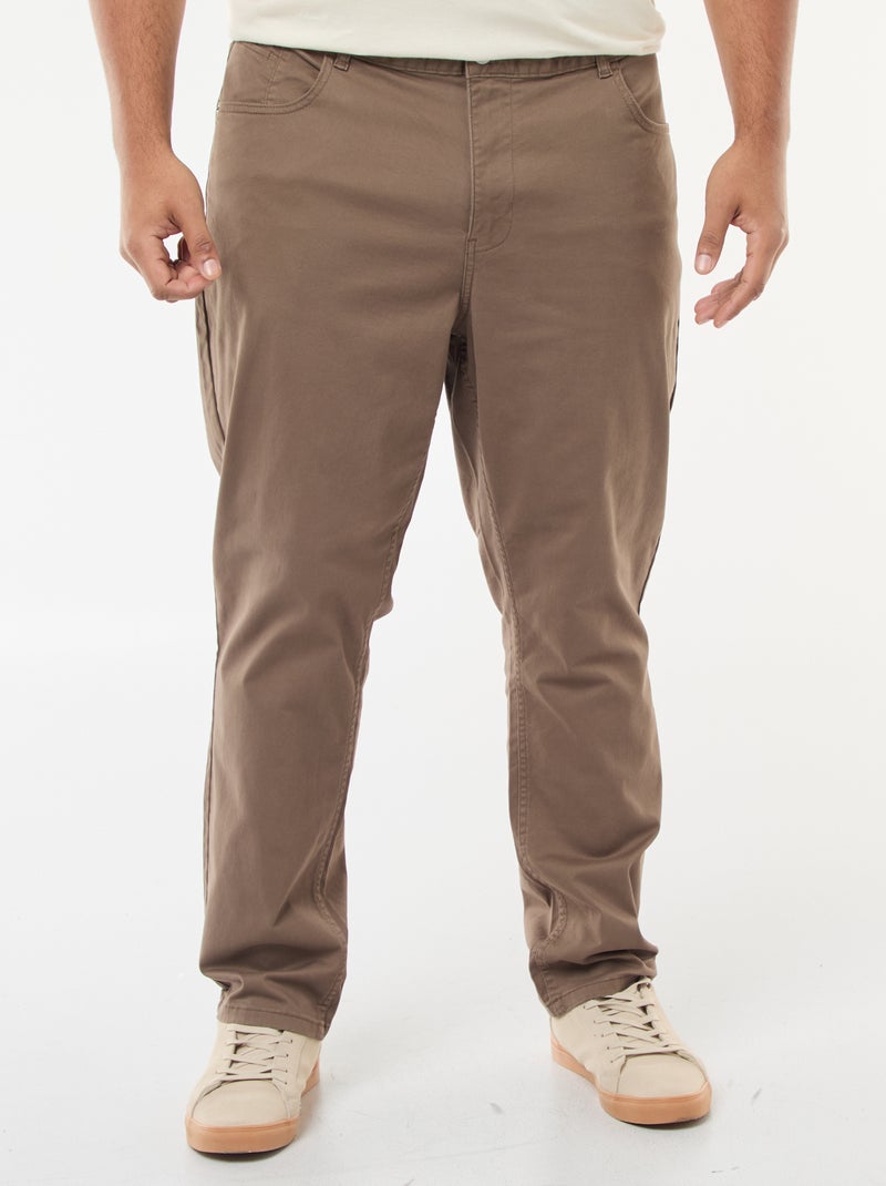 Pantalón con 5 bolsillos fitted L34 Marron - Kiabi