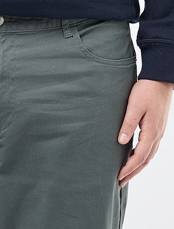 Pantalón con 5 bolsillos fitted L34