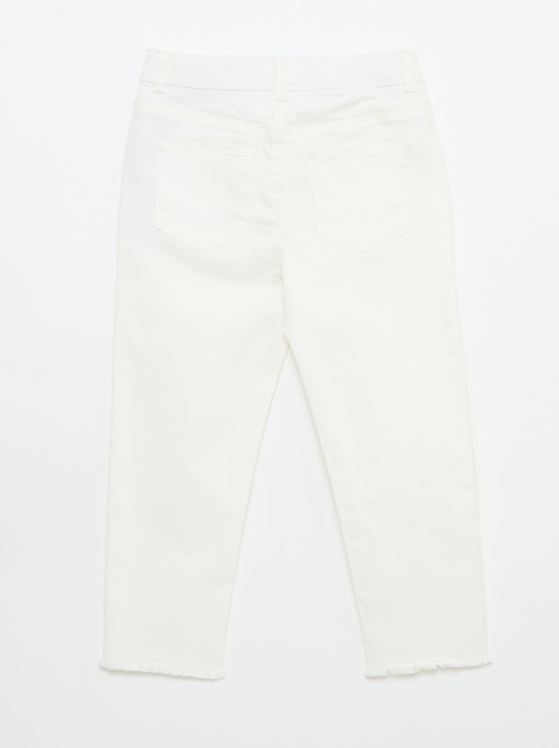 Pantalón con bajo deshilachado Blanco - Kiabi