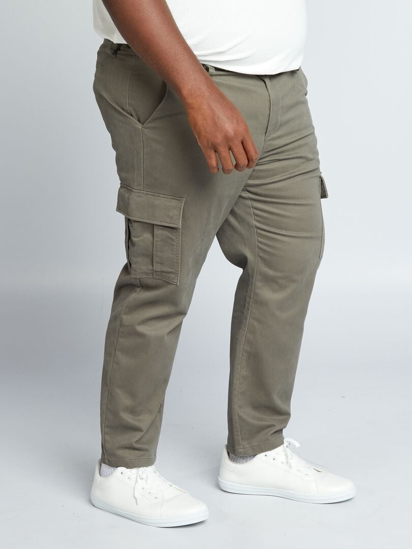 Pantalón con bolsillos en los laterales KAKI - Kiabi