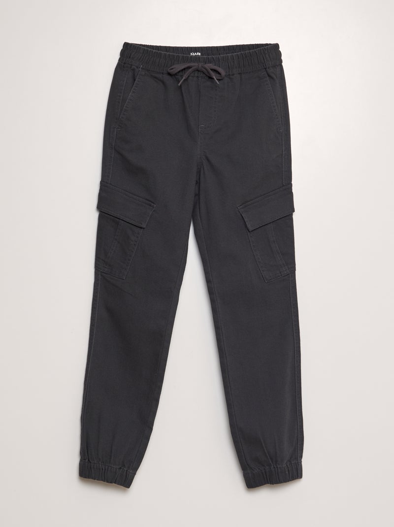 Pantalón con bolsillos en los laterales NEGRO - Kiabi