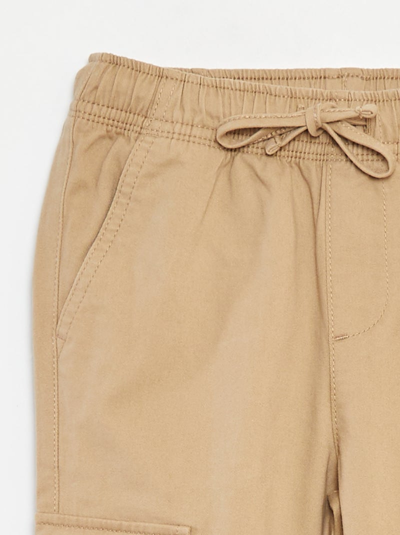 Pantalón con bolsillos y cintura ajustable Beige - Kiabi