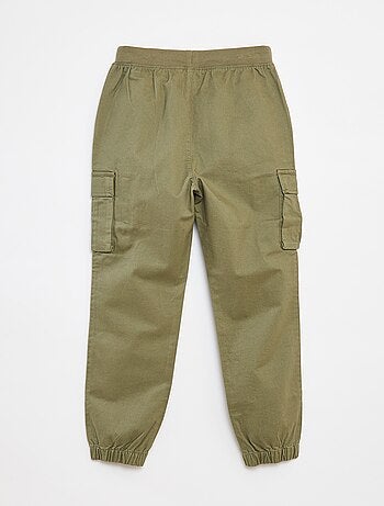 Pantalón con bolsillos y cintura ajustable
