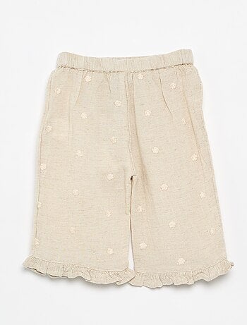 Pantalón con bordados de flores
