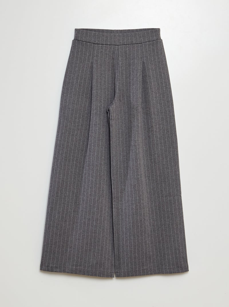 Pantalón con corte ancho de rayas GRIS - Kiabi