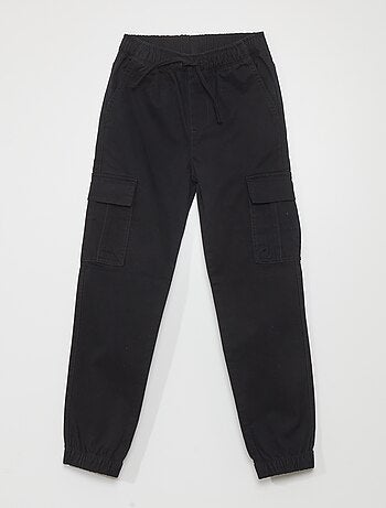 Pantalón con múltiples bolsillos - Corte más ajustado