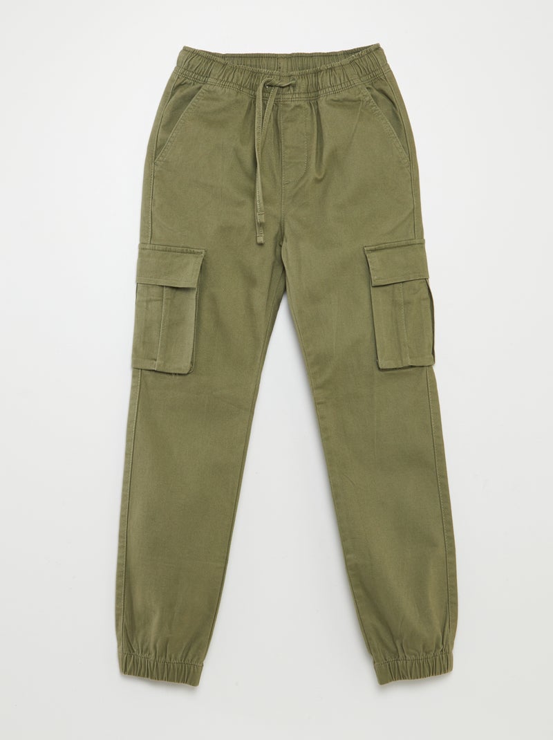 Pantalón con múltiples bolsillos - Corte más ajustado VERDE - Kiabi