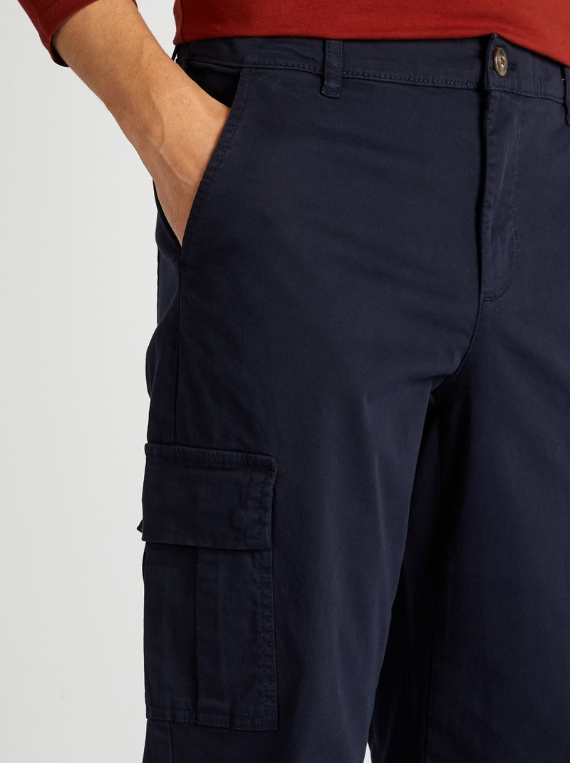Pantalón con múltiples bolsillos corte recto AZUL - Kiabi
