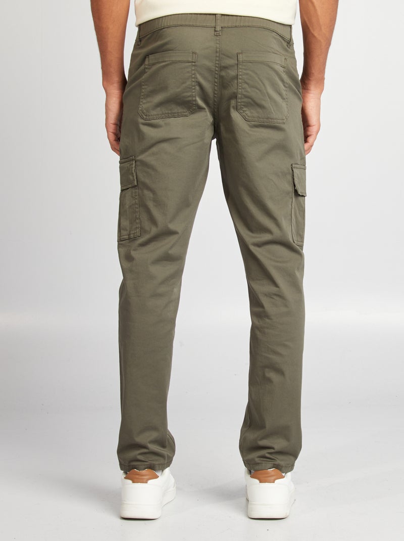 Pantalón con múltiples bolsillos corte recto KAKI - Kiabi