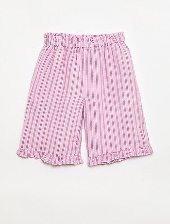 Pantalón con volantes en el bajo de la pierna