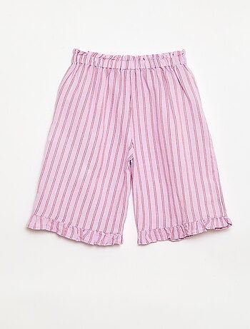 Pantalón con volantes en el bajo de la pierna