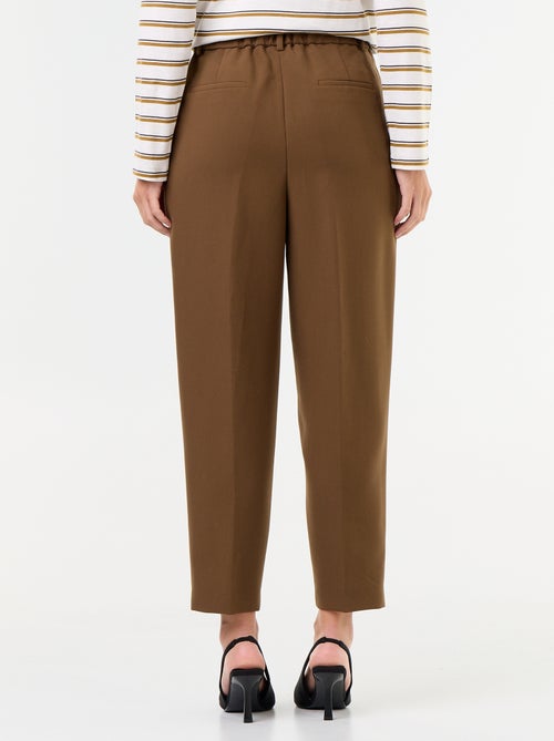 Pantalón corte carrot de tiro alto - Kiabi