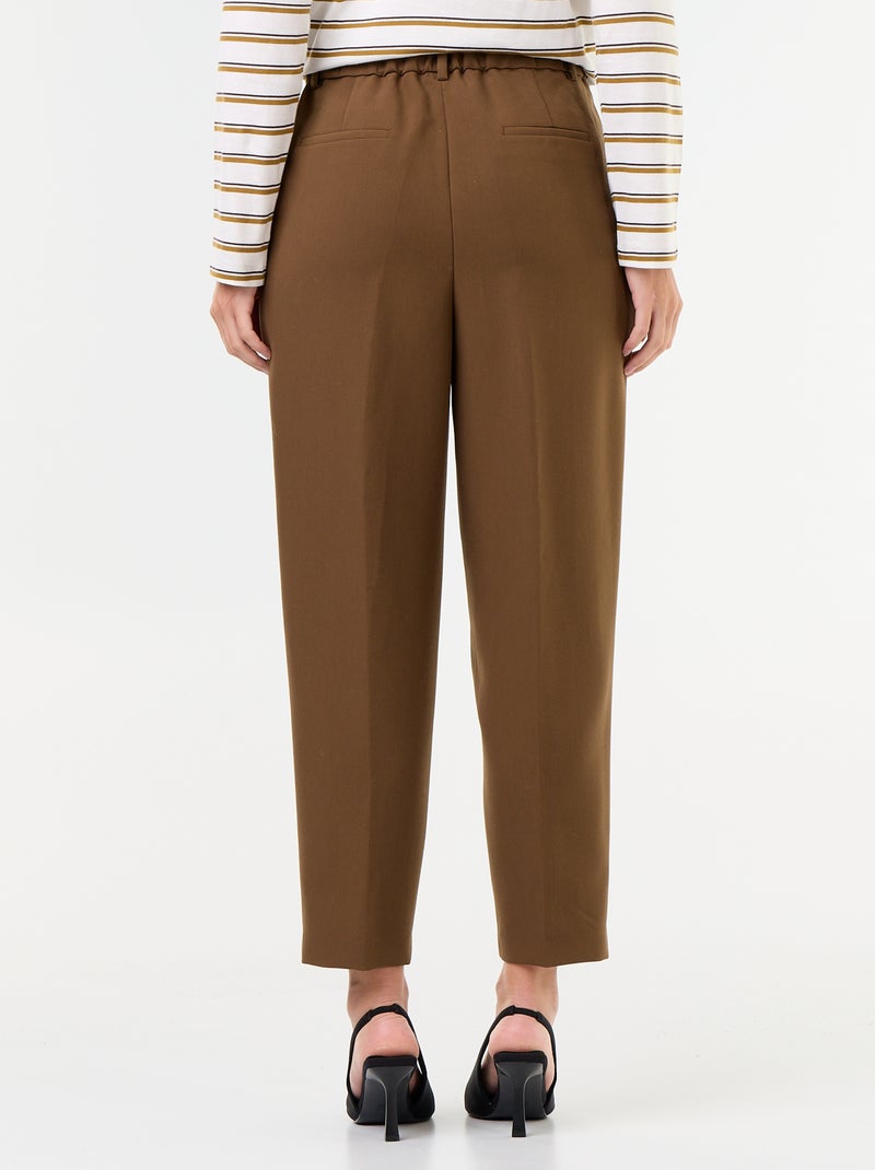 Pantalón corte carrot de tiro alto Marron - Kiabi