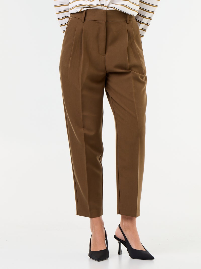 Pantalón corte carrot de tiro alto Marron - Kiabi