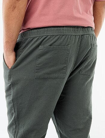 Pantalón corte recto estilo jogpant