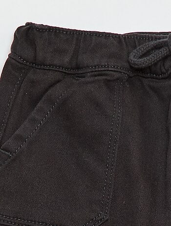 Pantalón corte relajado